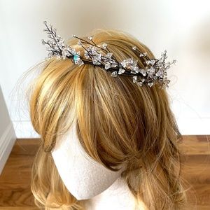 Wedding hair accessory - black wire hair piece with clear star crystals